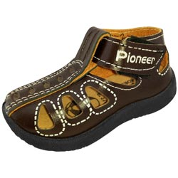 PIONEER Kids Full Covered Trending Sandals(Upto 3.5years-BROWN)