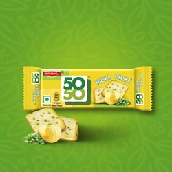 Britannia 50-50 Maska Chaska Chrunchy & Delicious Biscuits-Pack