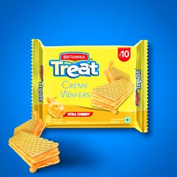 Britannia Treat Xtra Cheesy Creme Wafers-31gm Pouch