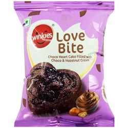 Winkies Love Bite Choco Heart Cake with Hazelnut Cream-50gm Pouch