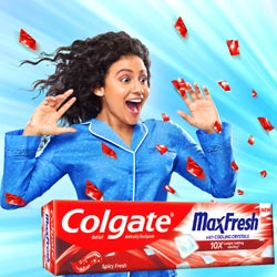 Colgate Maxfresh with Cooling Crystals 10X Long lasting Cooling Spicy Fresh-38gm